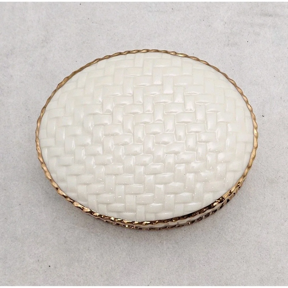 Vintage‎ Lenox Porcelain Trinket Box Basketweave Pattern with Gold Trim 3.25